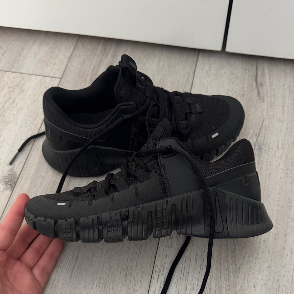 Nike Black Women’s Sneakers
